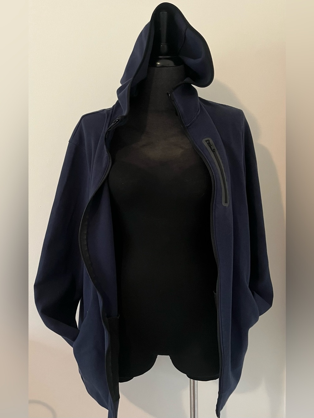 Men’s Old Navy Active Dynamic Fleece full zip up jacket with hood size Xl Tall